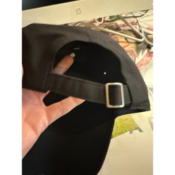 Men Women Black Nylon Low Profile Metal Reebok Vector Badge Cap main image 10